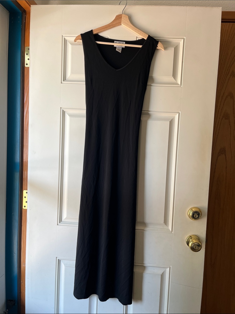 Mary McFadden Black V-Neck Maxi Dress